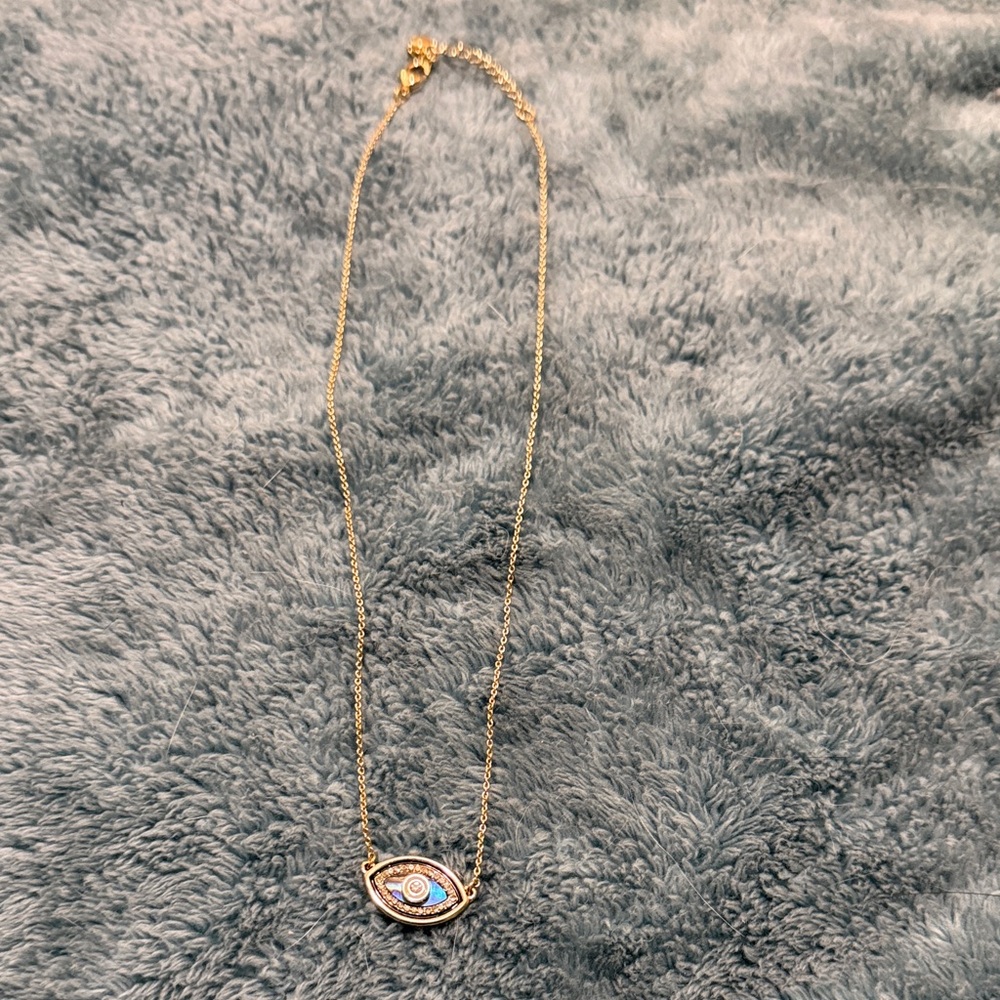 Chic Gold Evil Eye Necklace with Blue Accent